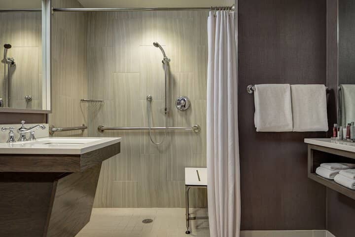 Room 25 of 54