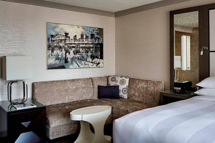 Room 18 of 54
