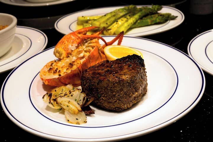 Dining 35 of 54